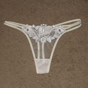 New White delicate thong M/6 floral design bridal